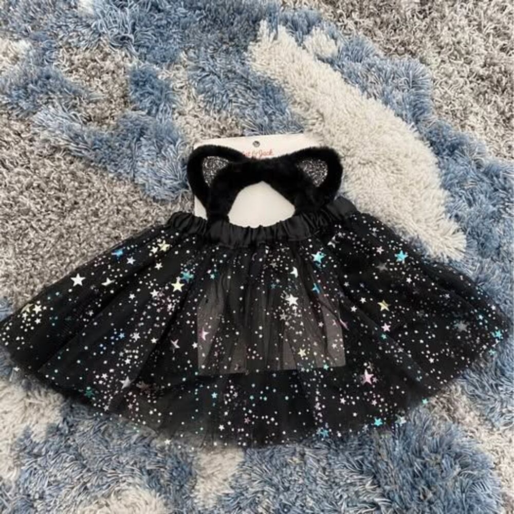 Brand new kitty headband and tutu skirt size 3+ (can be for Halloween )